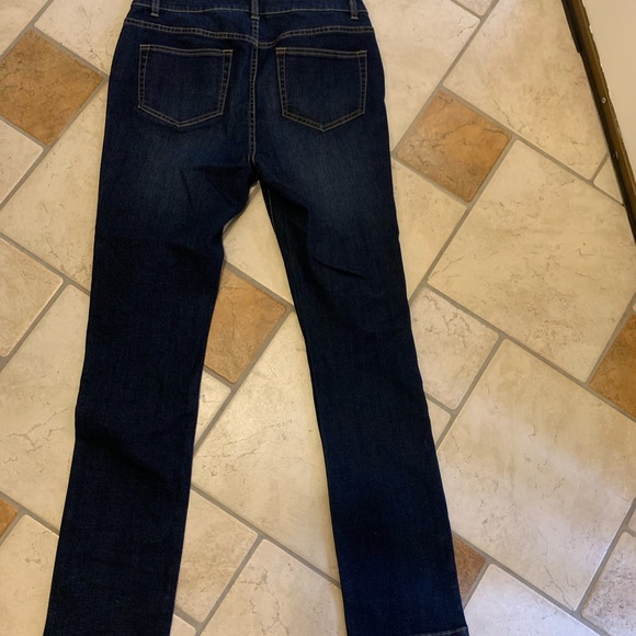 NWOT! Dressbarn Crystal Jeans - Picture 4 of 4